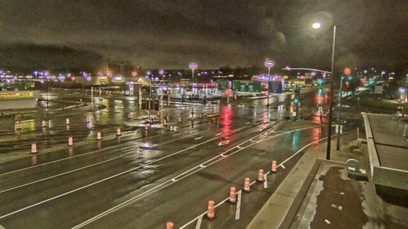Macdonald Bridge - Halifax bound