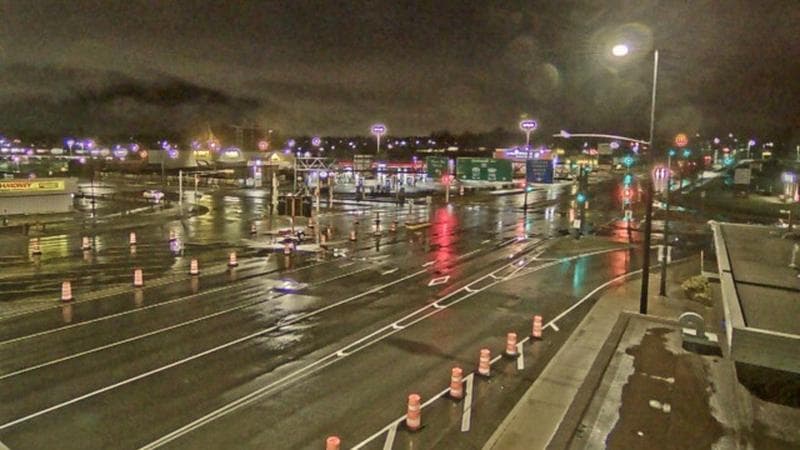 Macdonald Bridge - Halifax bound