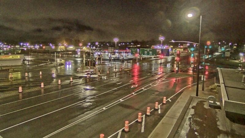 Macdonald Bridge - Halifax bound