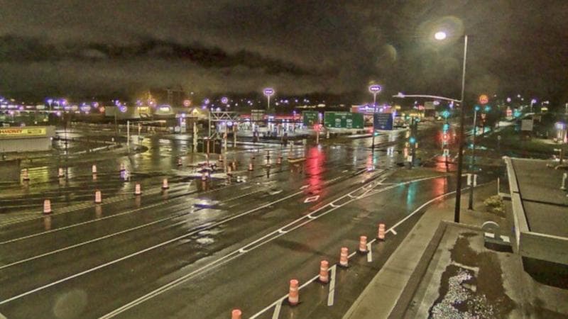 Macdonald Bridge - Halifax bound