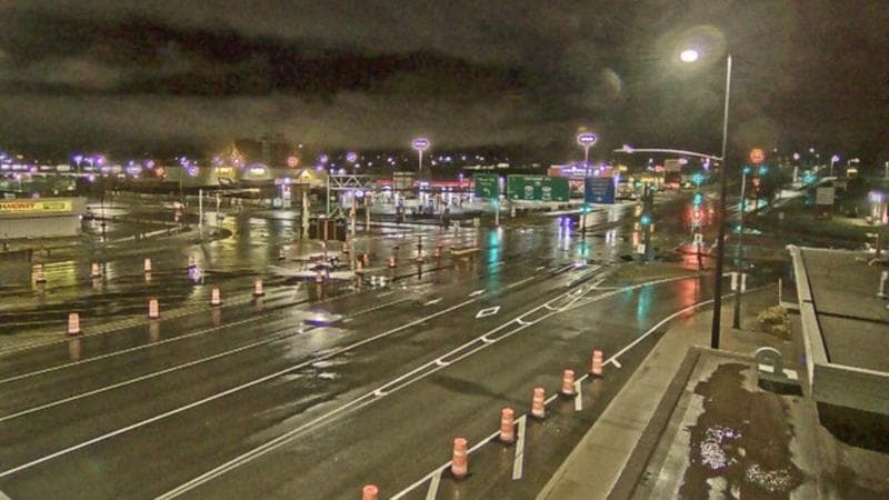 Macdonald Bridge - Halifax bound