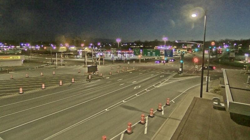 Macdonald Bridge - Halifax bound