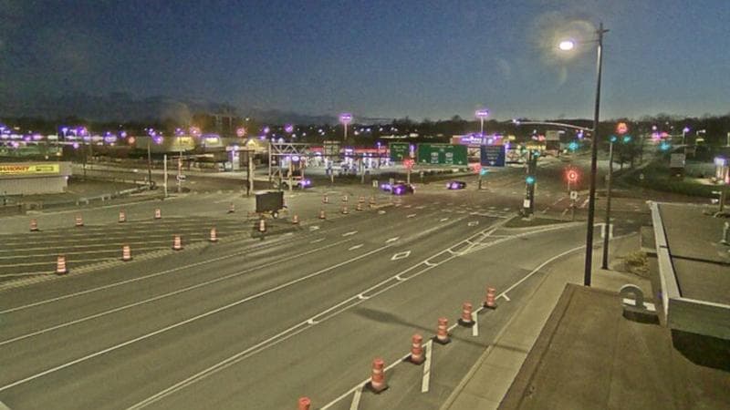 Macdonald Bridge - Halifax bound