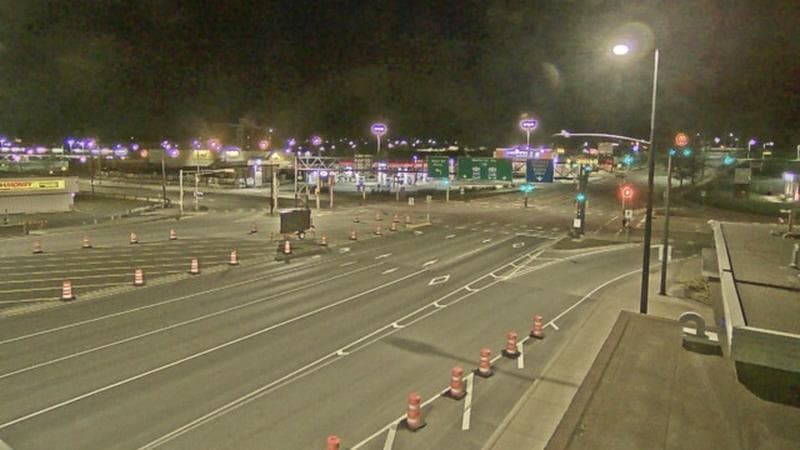 Macdonald Bridge - Halifax bound