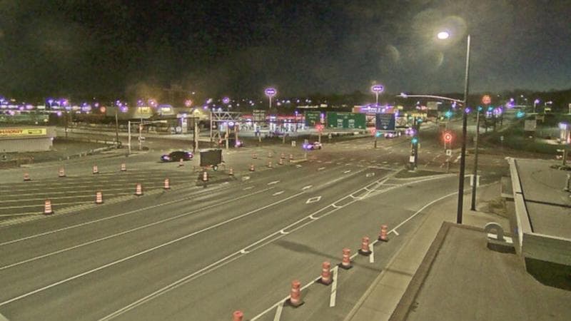 Macdonald Bridge - Halifax bound
