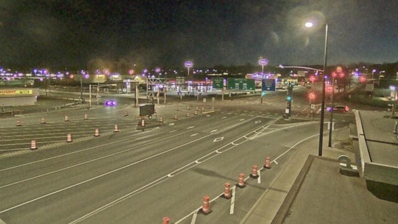 Macdonald Bridge - Halifax bound