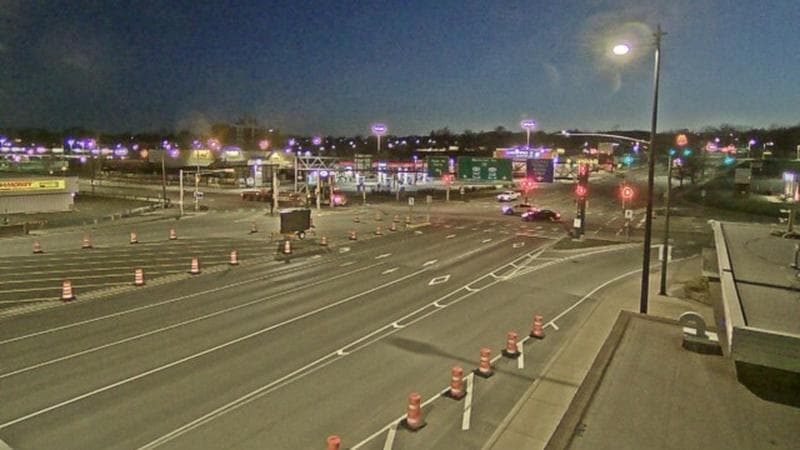 Macdonald Bridge - Halifax bound