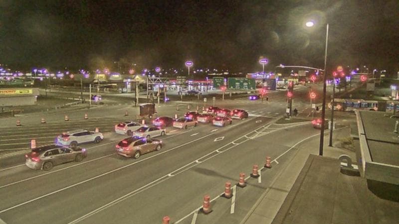 Macdonald Bridge - Halifax bound
