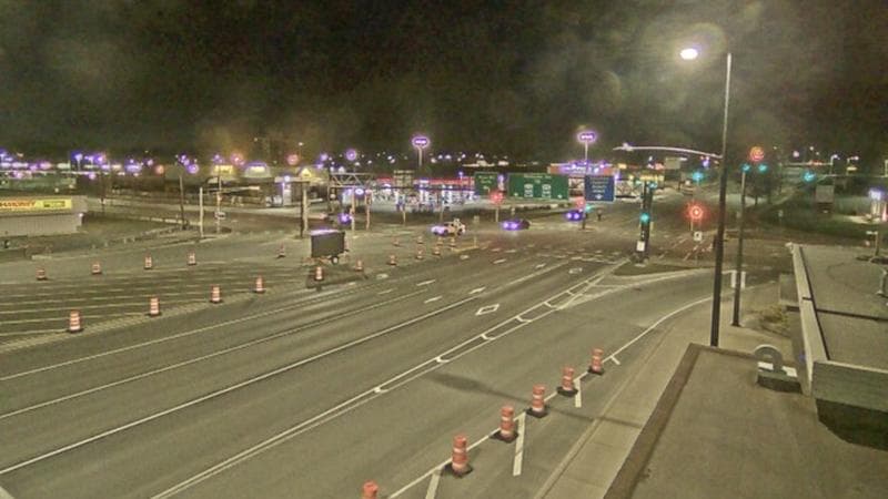 Macdonald Bridge - Halifax bound