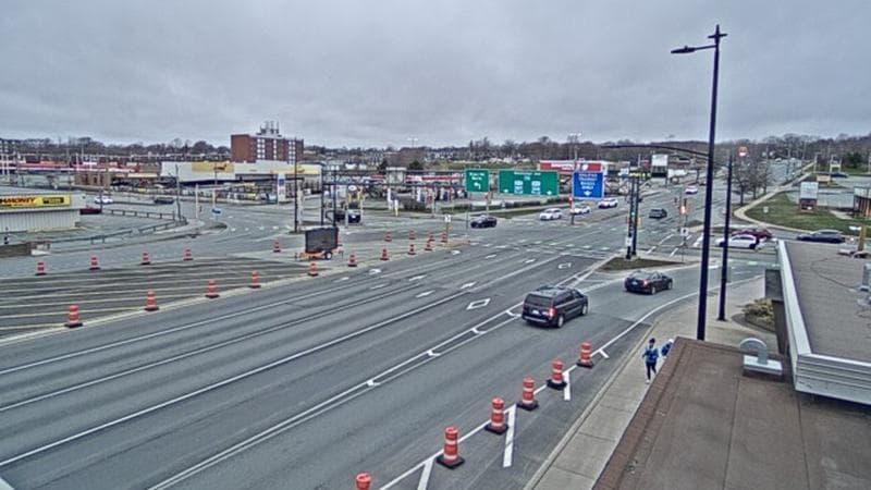 Macdonald Bridge - Halifax bound