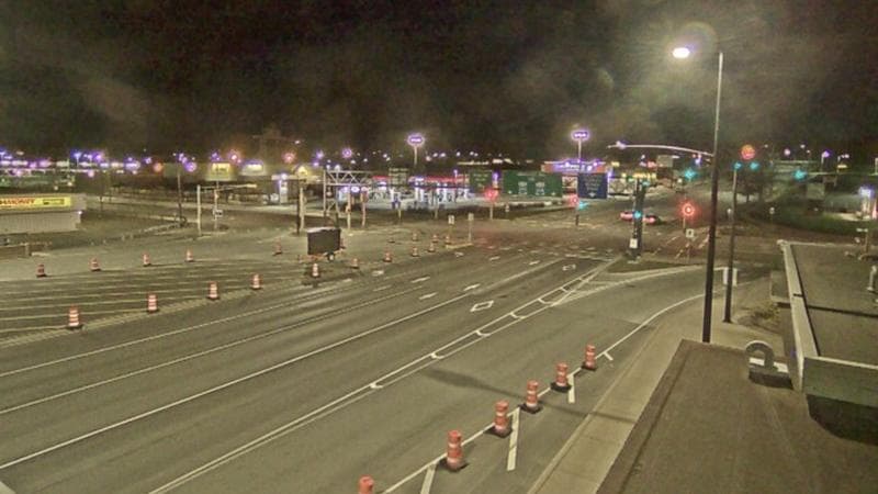 Macdonald Bridge - Halifax bound