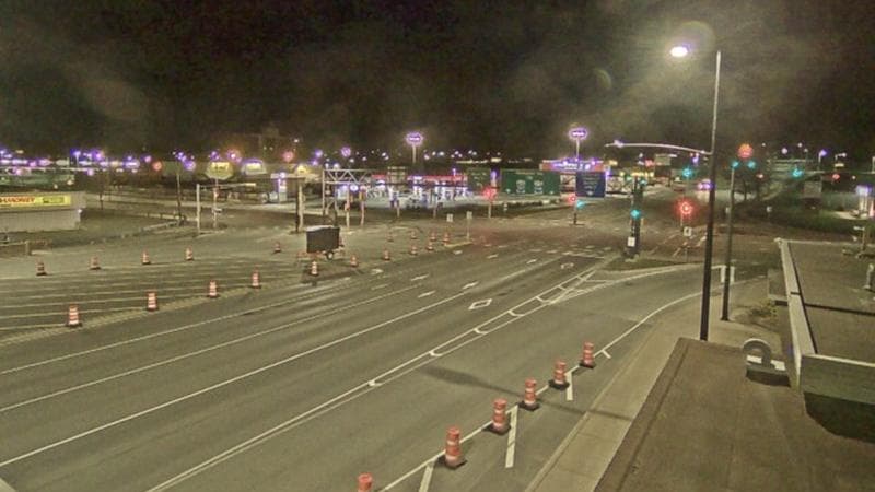 Macdonald Bridge - Halifax bound