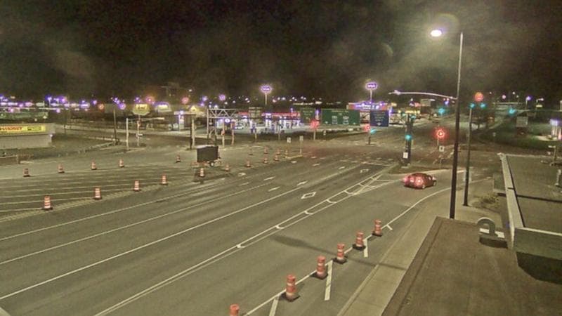Macdonald Bridge - Halifax bound