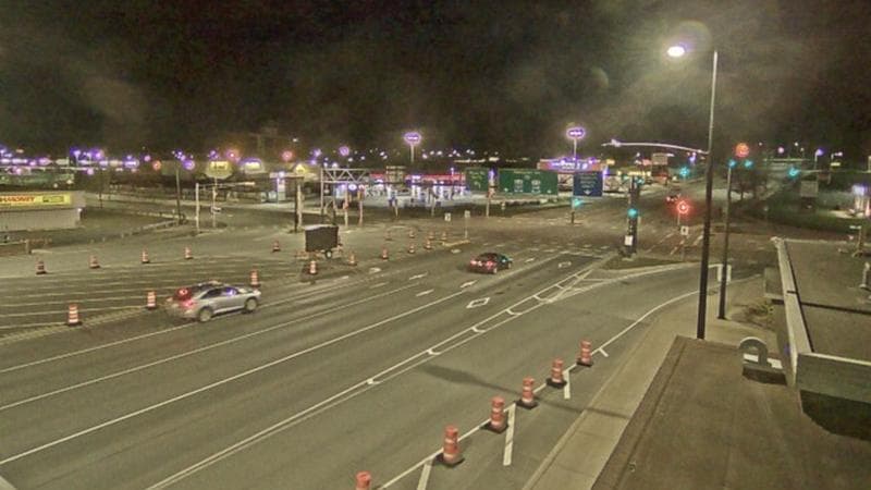 Macdonald Bridge - Halifax bound
