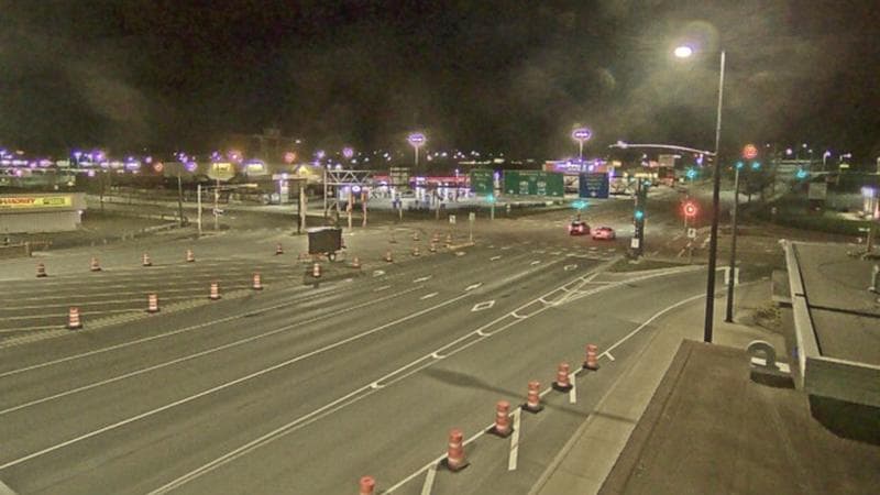 Macdonald Bridge - Halifax bound
