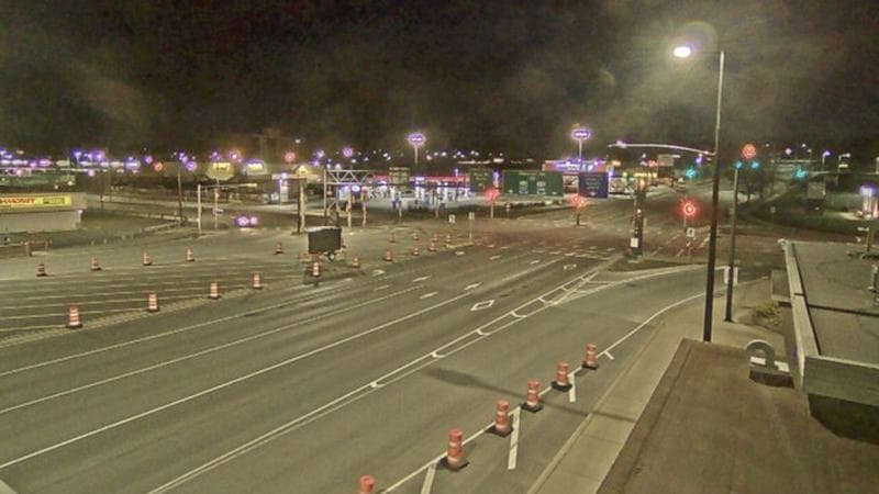 Macdonald Bridge - Halifax bound