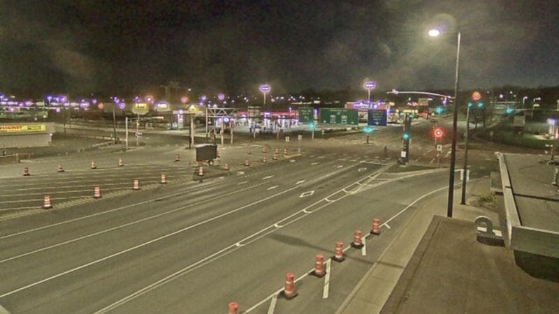 Macdonald Bridge - Halifax bound