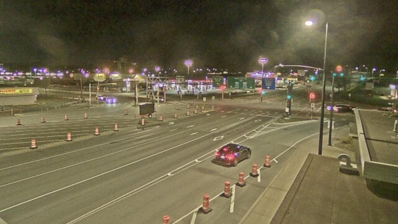 Macdonald Bridge - Halifax bound