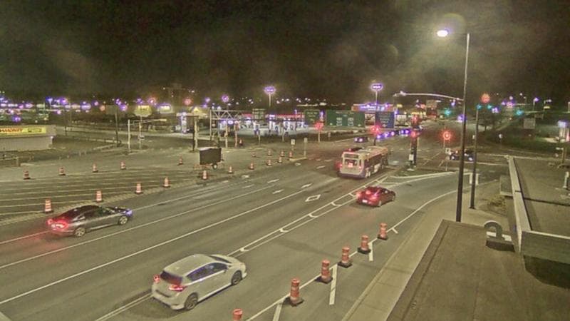 Macdonald Bridge - Halifax bound
