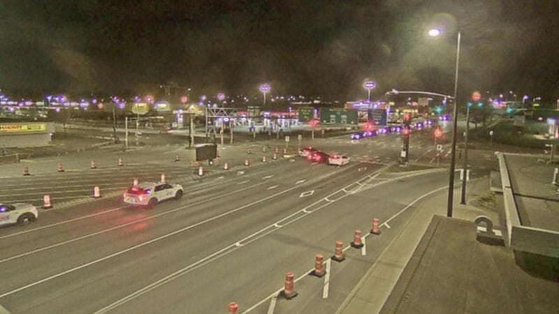 Macdonald Bridge - Halifax bound
