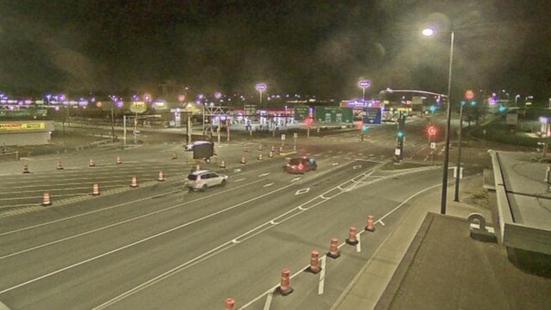Macdonald Bridge - Halifax bound