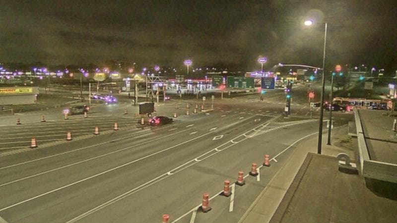 Macdonald Bridge - Halifax bound