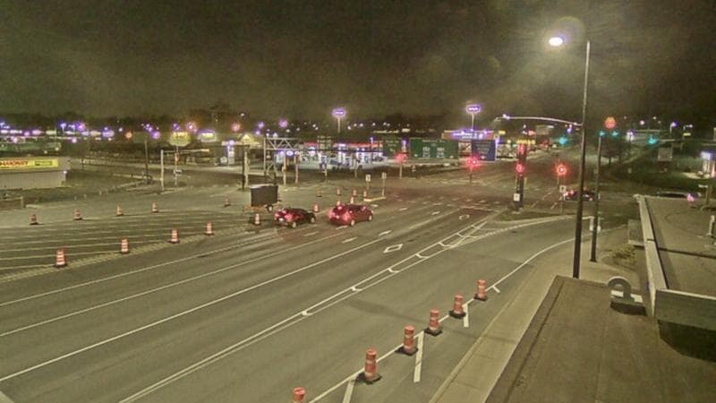 Macdonald Bridge - Halifax bound
