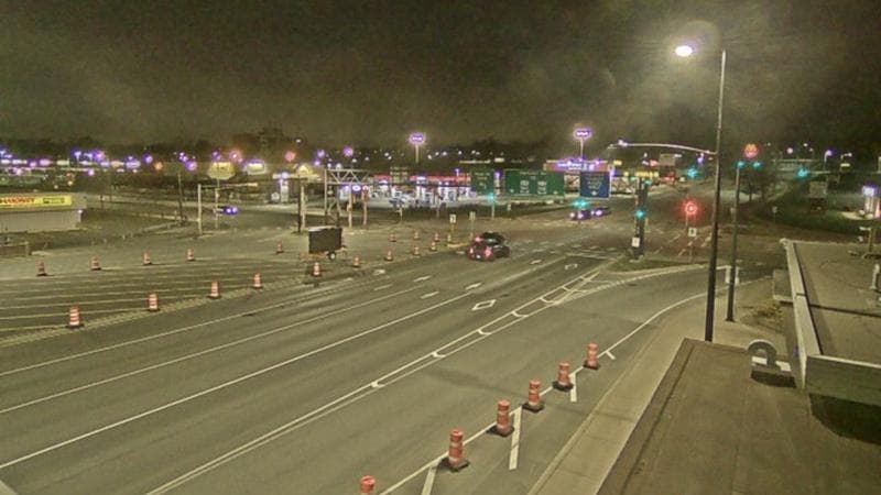 Macdonald Bridge - Halifax bound