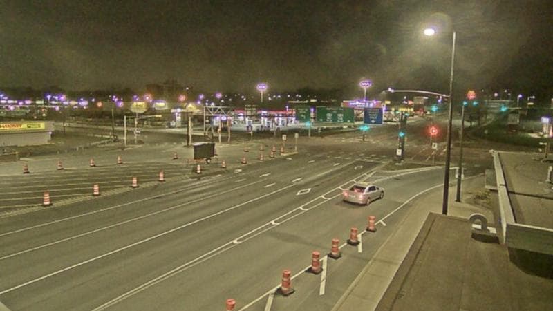 Macdonald Bridge - Halifax bound