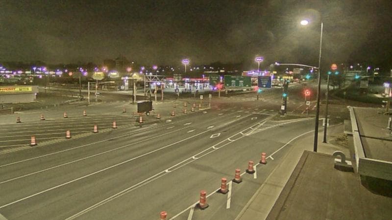 Macdonald Bridge - Halifax bound