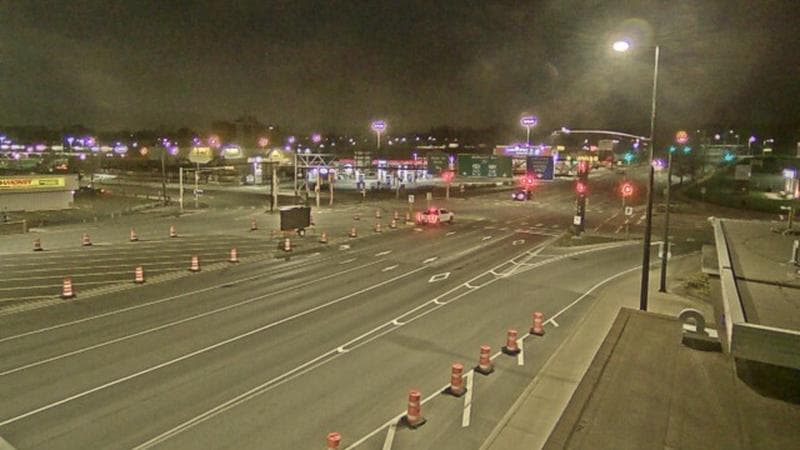Macdonald Bridge - Halifax bound