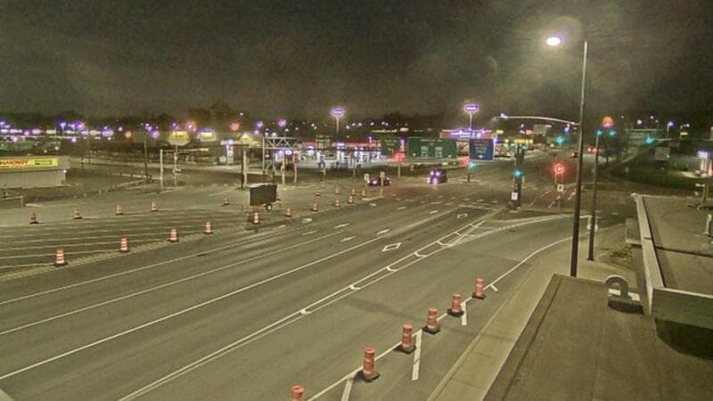 Macdonald Bridge - Halifax bound