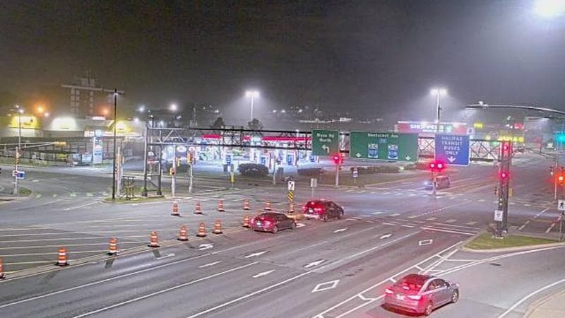 Macdonald Bridge - Halifax bound