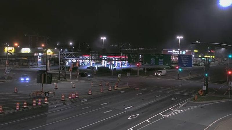 Macdonald Bridge - Halifax bound