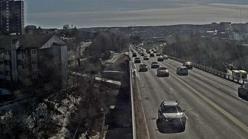 MacKay Bridge - Dartmouth bound
