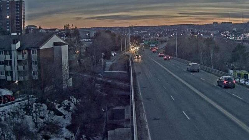 MacKay Bridge - Dartmouth bound