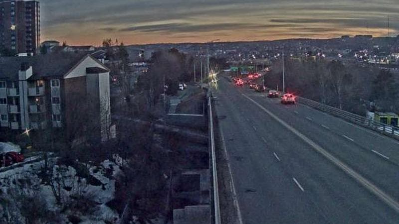 MacKay Bridge - Dartmouth bound