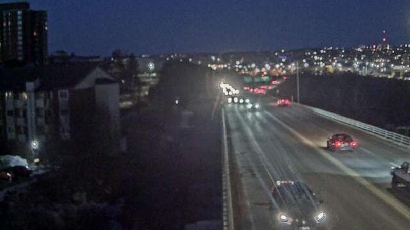 MacKay Bridge - Dartmouth bound