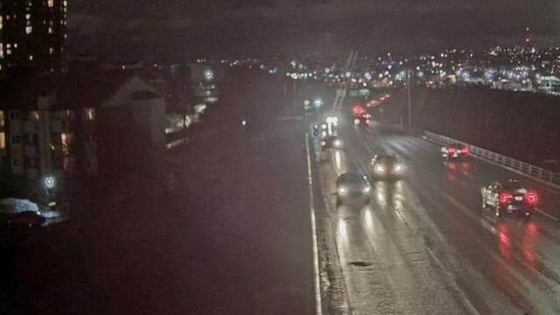 MacKay Bridge - Dartmouth bound