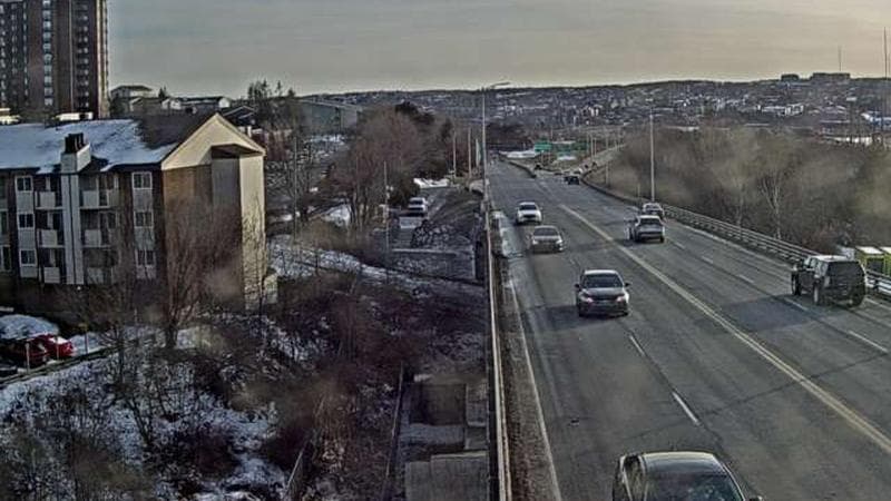 MacKay Bridge - Dartmouth bound