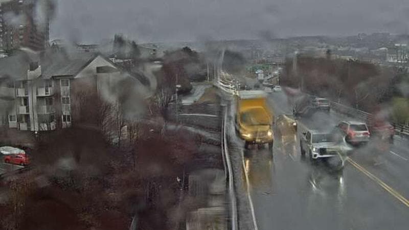 MacKay Bridge - Dartmouth bound
