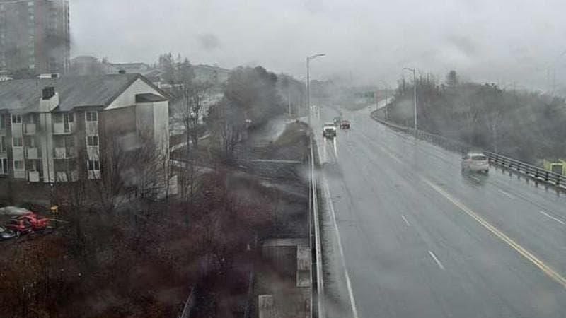 MacKay Bridge - Dartmouth bound