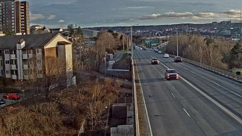MacKay Bridge - Dartmouth bound