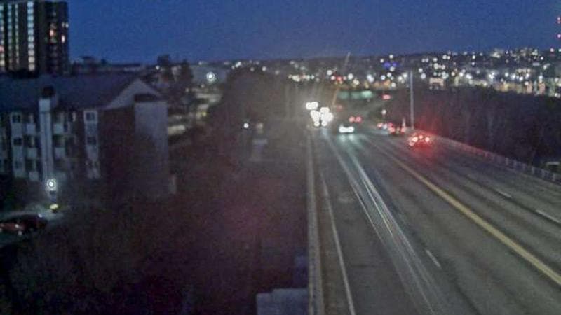MacKay Bridge - Dartmouth bound