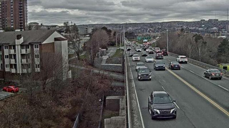 MacKay Bridge - Dartmouth bound