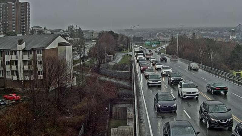 MacKay Bridge - Dartmouth bound