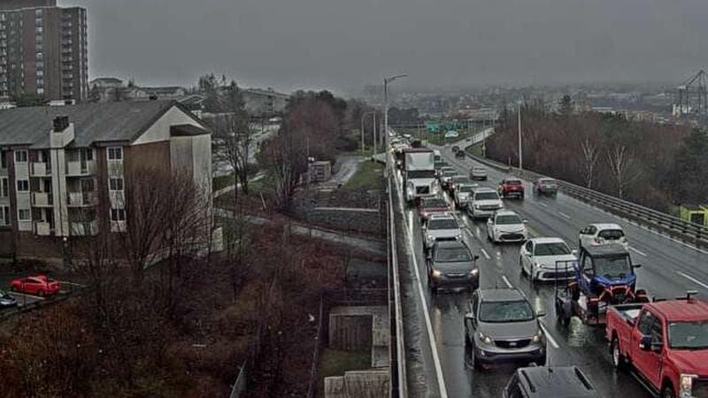 MacKay Bridge - Dartmouth bound