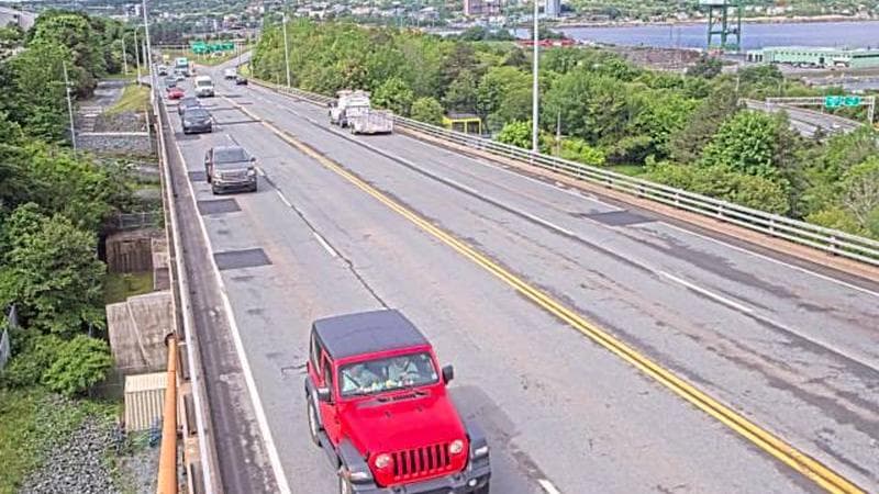 MacKay Bridge - Dartmouth bound