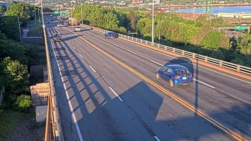 MacKay Bridge - Dartmouth bound