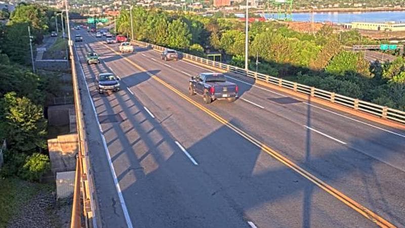 MacKay Bridge - Dartmouth bound